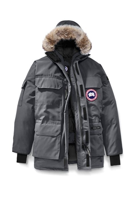 where is canada goose clothing made